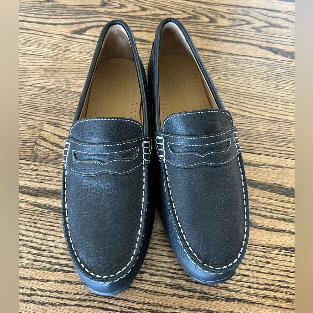 Men’s size 10 FootJoy driving shoes Club Casual Penny Loafers
